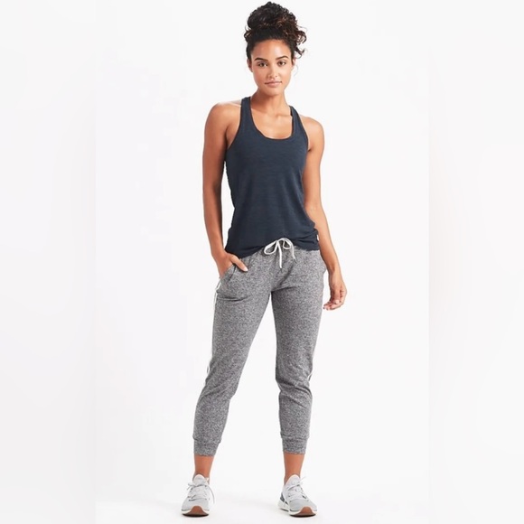 Vuori Lux Performance Tank in Ink Heather - Size S - Picture 4 of 9